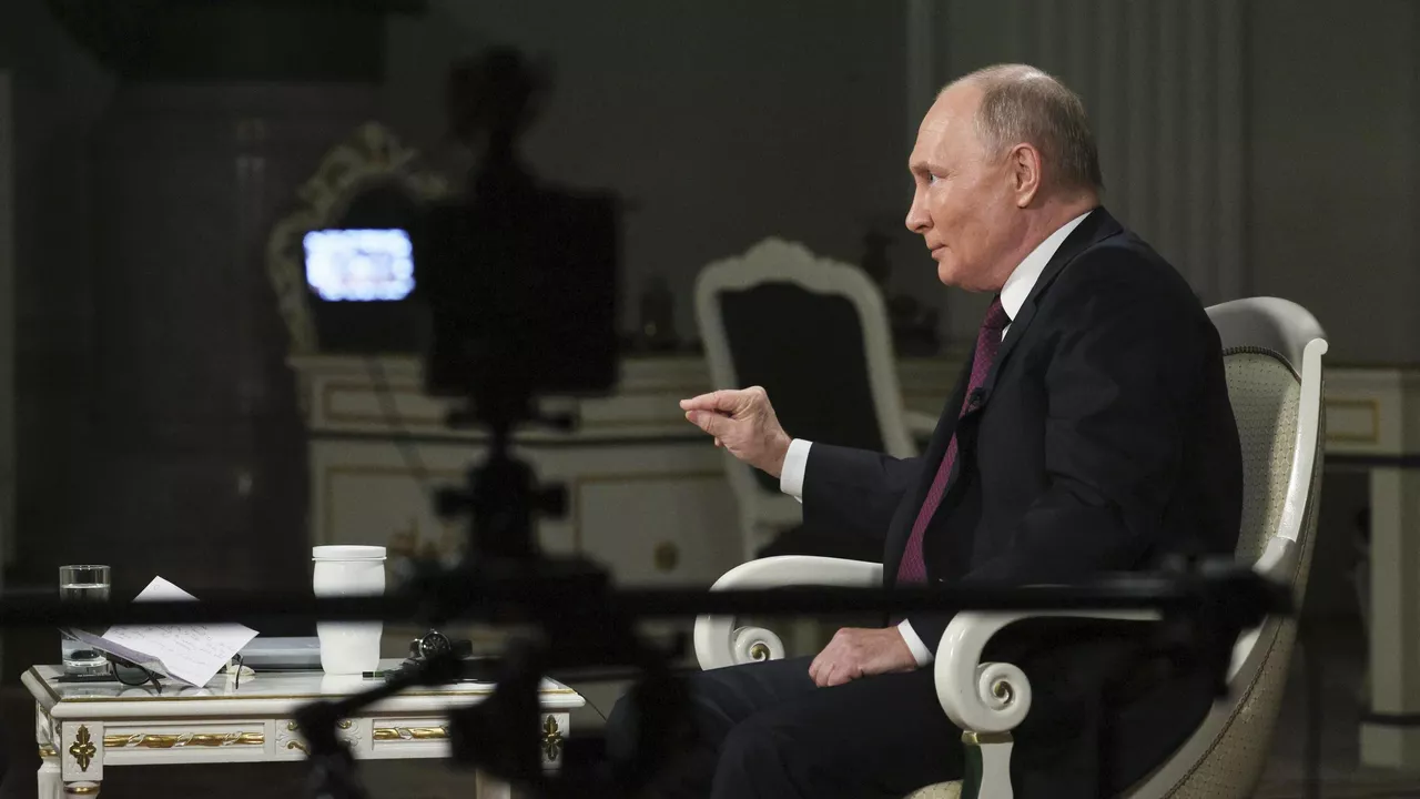 Detrás de la entrevista a Putin: un freno a los prejuicios de la OTAN y el contraste con Biden