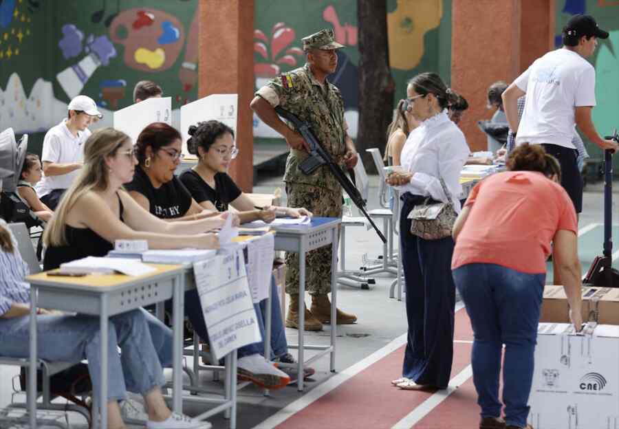 Primeros resultados de la votación en Ecuador