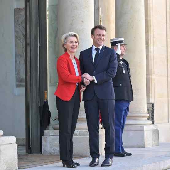 Macron busca reemplazo a Von der Leyen en la presidencia de la Comisión Europea
