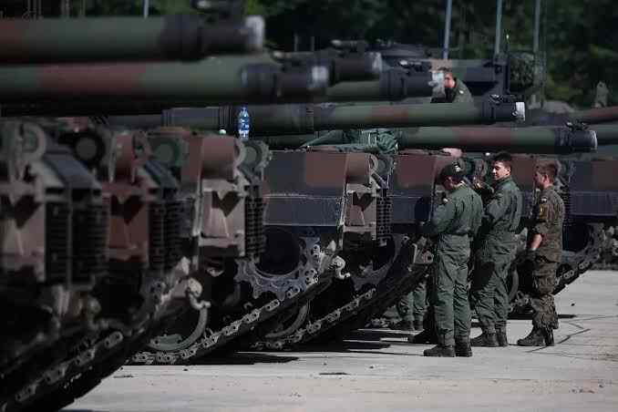 Polonia envía tropas antes de su despliegue en Ucrania