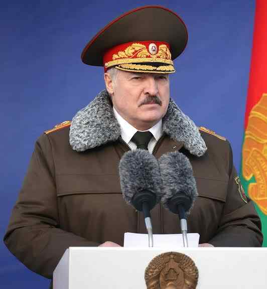 Lukashenko: “Es un buen momento para que Ucrania tome una decisión”