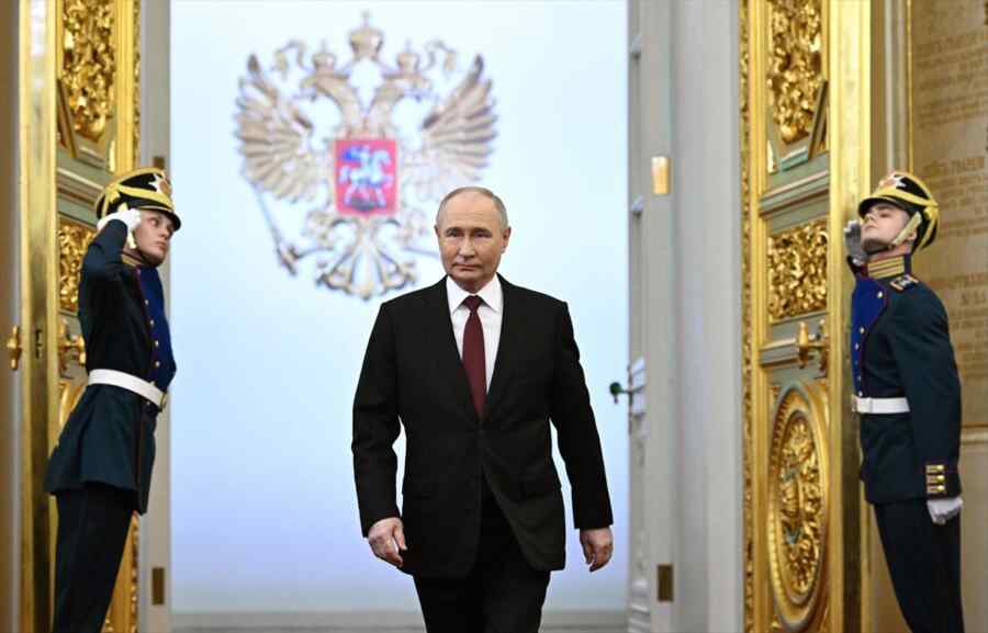 Rusos unidos en apoyo a los logros militares, económicos y diplomáticos de Putin