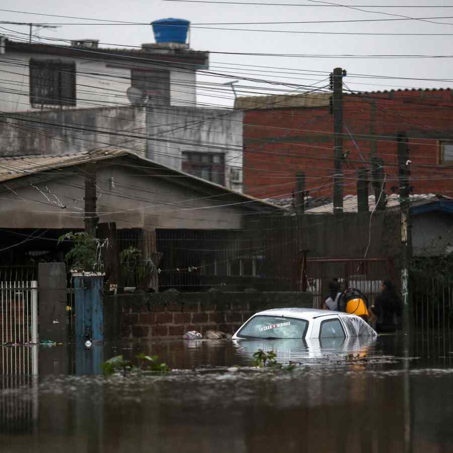 Aumenta a 39 el número de muertos por inundaciones en el sur de Brasil