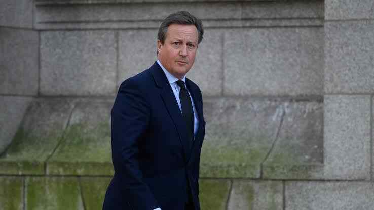 Reuters vuelve a publicar la declaración de Cameron sobre "el derecho" de Ucrania a atacar Rusia con armas británicas