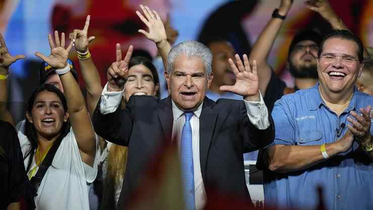 Los países latinoamericanos felicitan a Mulino por su triunfo en las presidenciales de Panamá