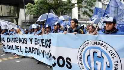 Gremios argentinos inician paro total contra el ajuste de Milei y para que "se caiga" la Ley Bases